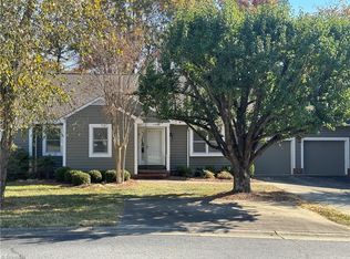 1714 Huntington Cir, High Point, NC 27262