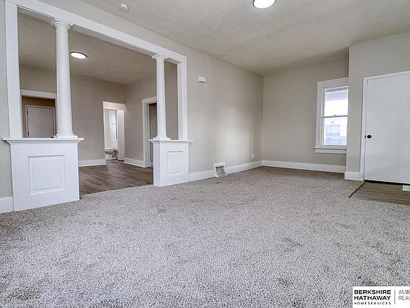 4th image of 924 Plum St