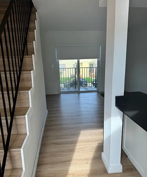 1025 SW 6th Ave #6 — Photo 3