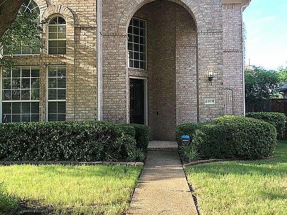 3rd image of 8928 Lakewood Dr