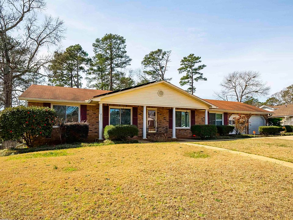 1st image of 2431 Merry Wood Rd