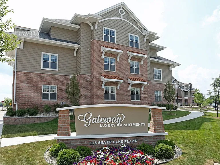 THE GATEWAY — Photo 1