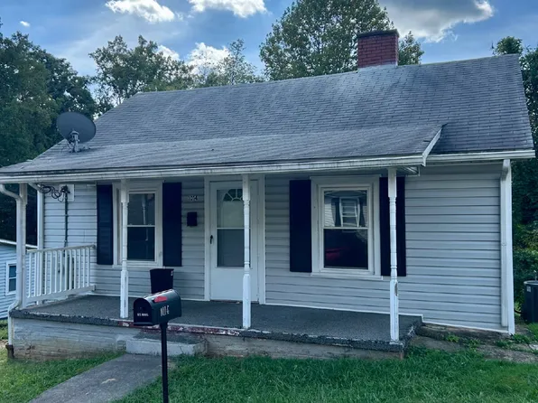1014 Adele St, Martinsville, VA 24112