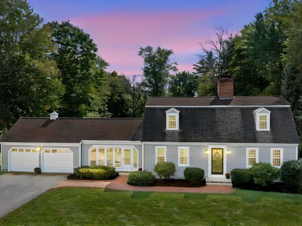 68 Stumpfield Road, Kensington, NH 03833