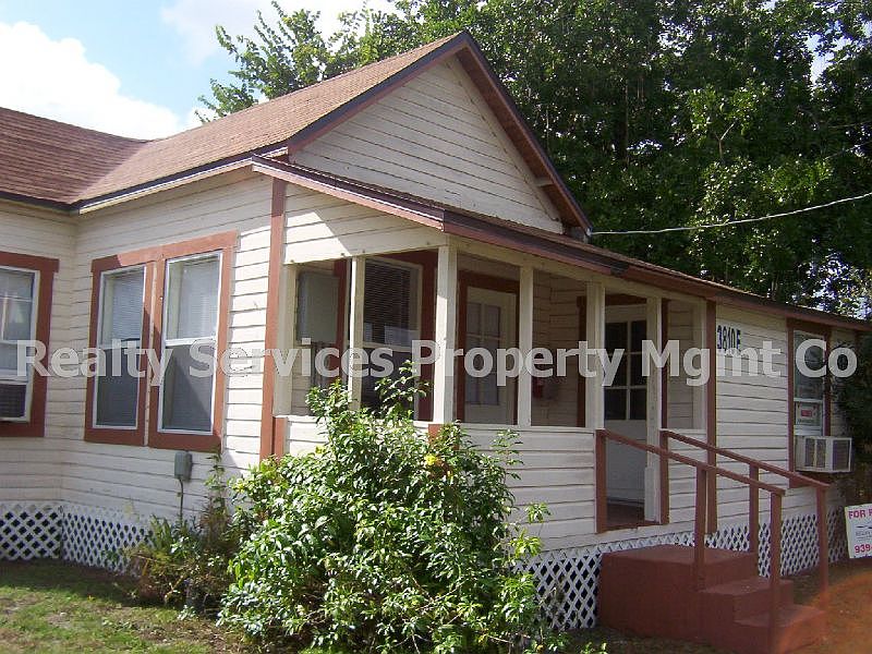 1st image of 3810 Desoto Ave