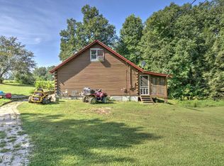 400 McCartt Rd, Robbins, TN 37852