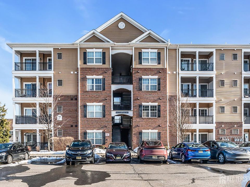 1st image of 731 Strassle Way