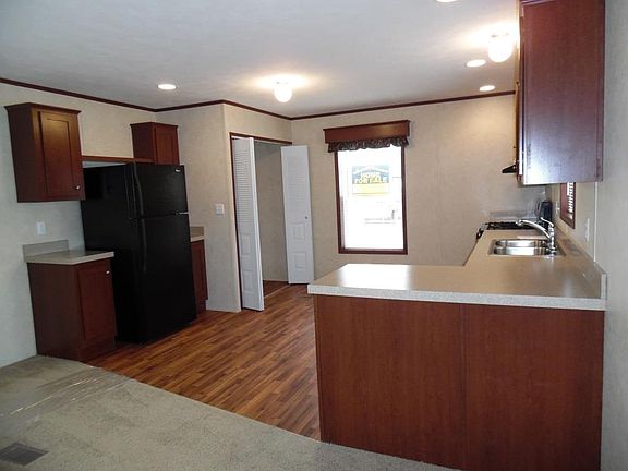 2nd image of 29 Meadow Ct