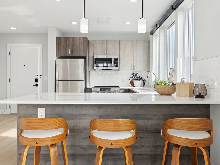 Astor by Gomes — Photo 20