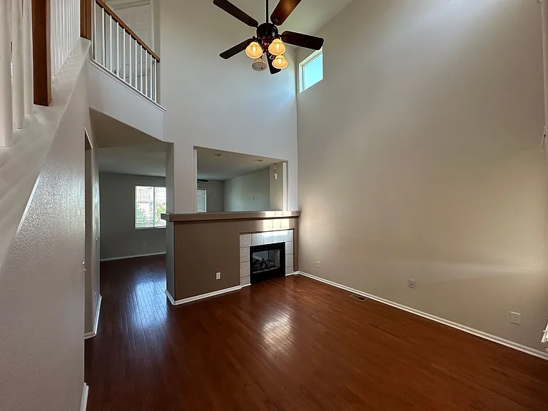 4157 Knollvale Dr — Photo 3