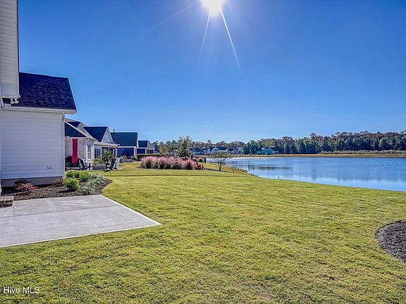 3rd image of 5309 Barcroft Lake Drive