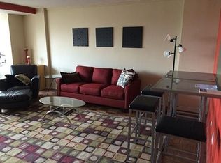 19 Hawthorne Pl #16B, Boston, MA 02114