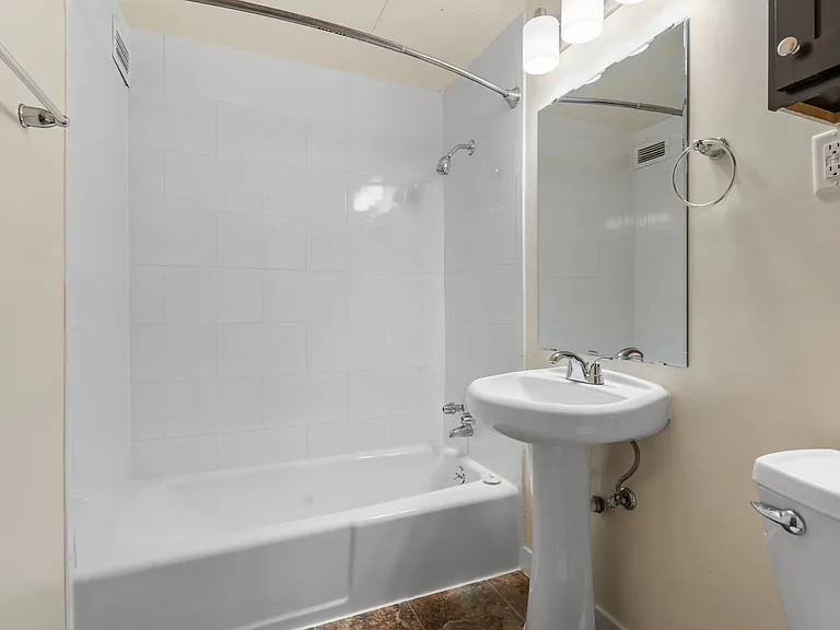 Step into modern comfort at Central Lakes of Uptown, where sleek design meets practicality. Enjoy stylish bathrooms with contemporary fixtures and ample space. Elevate your living experience today! Contact us for a tour and more details.