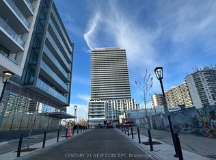 5858 Yonge St #316, Toronto, ON M2M3T3