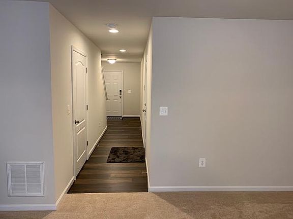 4th image of 12133 Bowling Farm Ct
