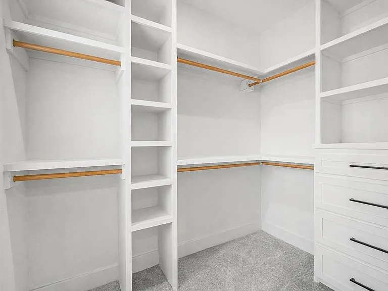 3513 Omega St — Photo 15