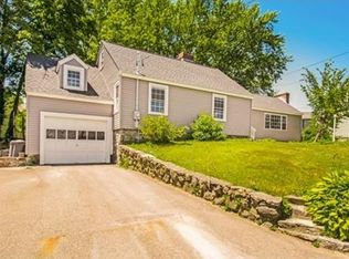 4 Amesbury St, Worcester, MA 01605