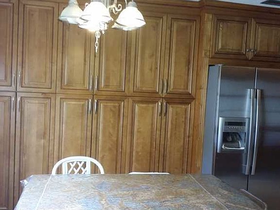 5th image of 9510 NW 82nd St