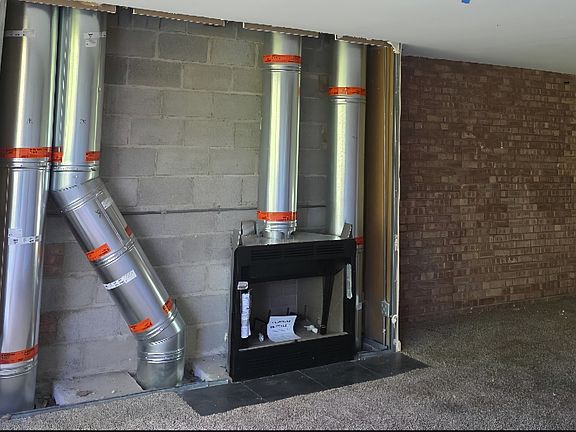 4th image of 5950 Oakwood Dr APT 6F