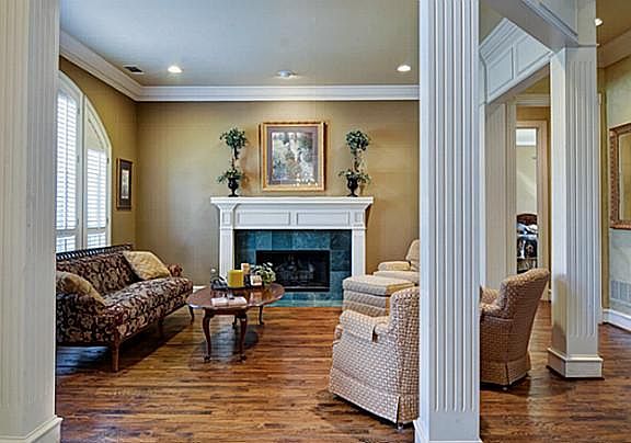 4th image of 5972 Tipperary Dr