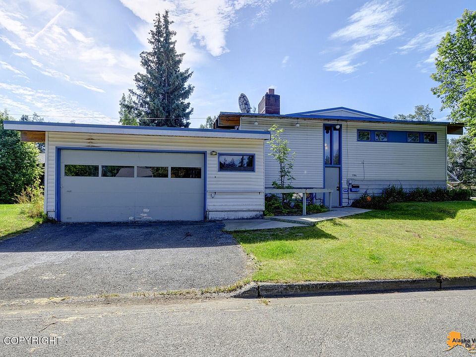 1st image of 1306 E 26th Ave