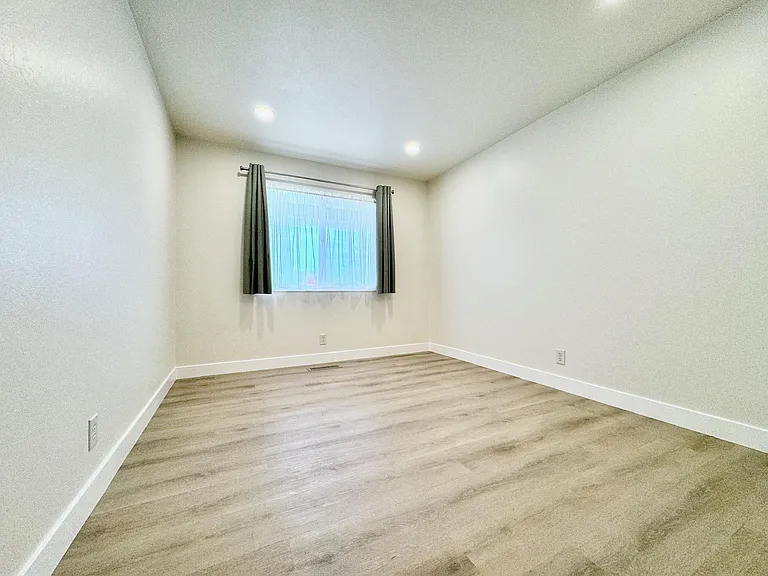64 Guava Blossom Ct — Photo 39