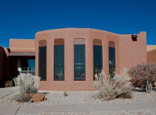 2 San Juan Trl, Corrales, NM 87048