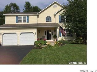 8624 Disraeli Path, Cicero, NY 13039