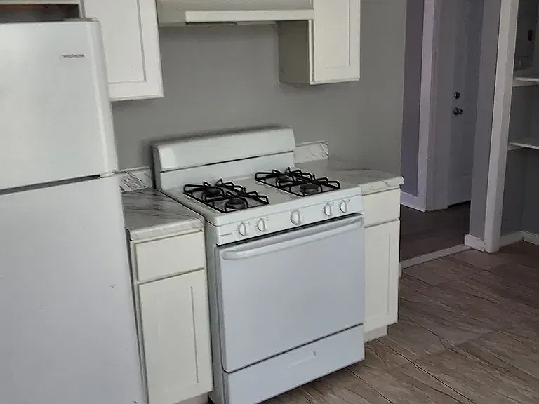3 bed, $1,750 — Photo 3