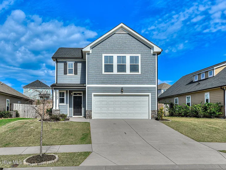 3153 Wayne Dr — Photo 4
