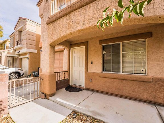 3rd image of 3646 McMurty Ct