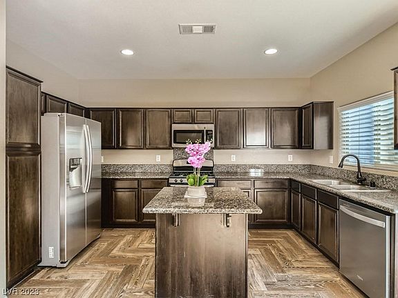 4th image of 10613 Derby Peak Ln
