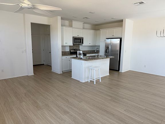 3rd image of 34495 Agave Dr