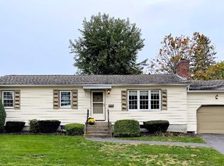 29 Myron St, West Warwick, RI 02893