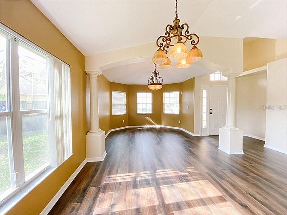 3rd image of 15403 Lake Bella Vista Dr
