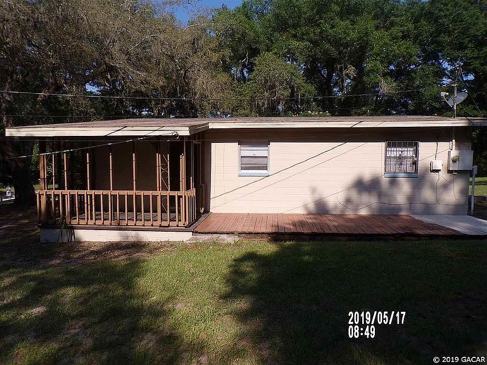 1st image of 2850 SE 24th Pl