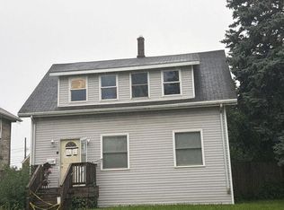 12240 S Gregory St, Blue Island, IL 60406