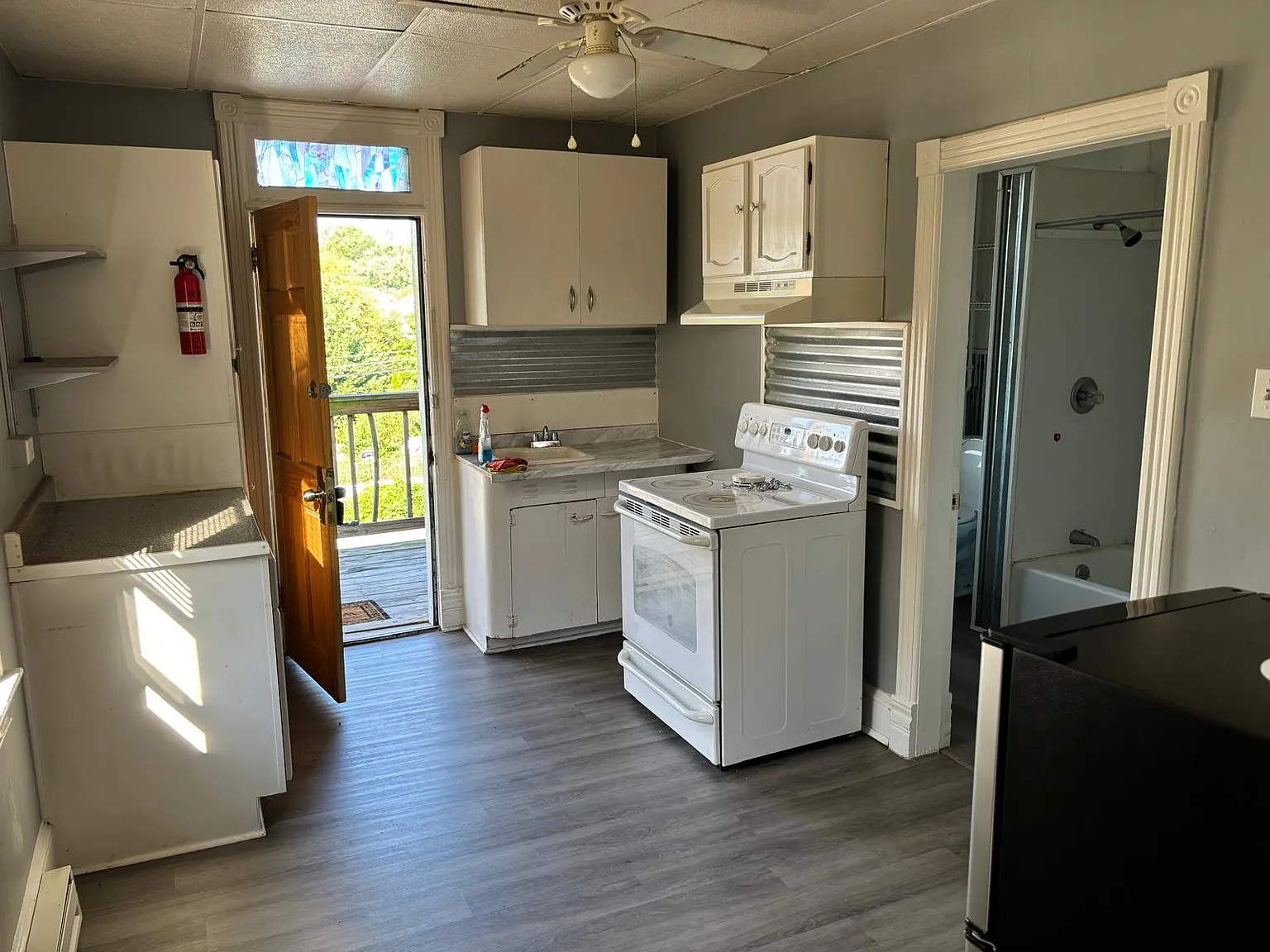 1 bed, 850 sqft, $1,095 — Photo 2