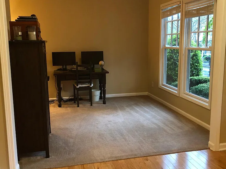 3901 Portland Trail Dr — Photo 4