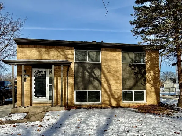 23556 Candace Dr, Rockwood, MI 48173