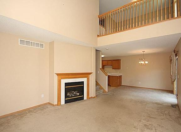 5th image of 20687 Fenston Ave N