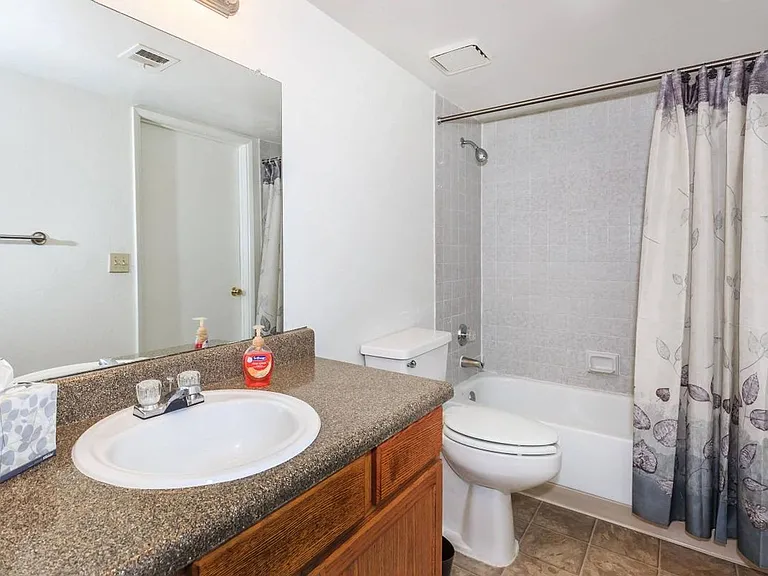 Rio Cancion Apartments — Photo 25