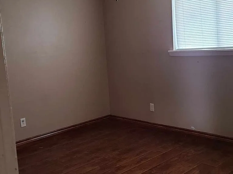 562 Westmoreland St #562 — Photo 6
