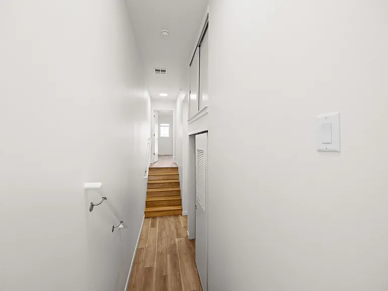 Wonderland Creek — Photo 17