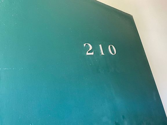3rd image of 12504 Venice Blvd APT 210