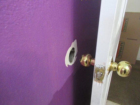 4th image of 11133 E Ave