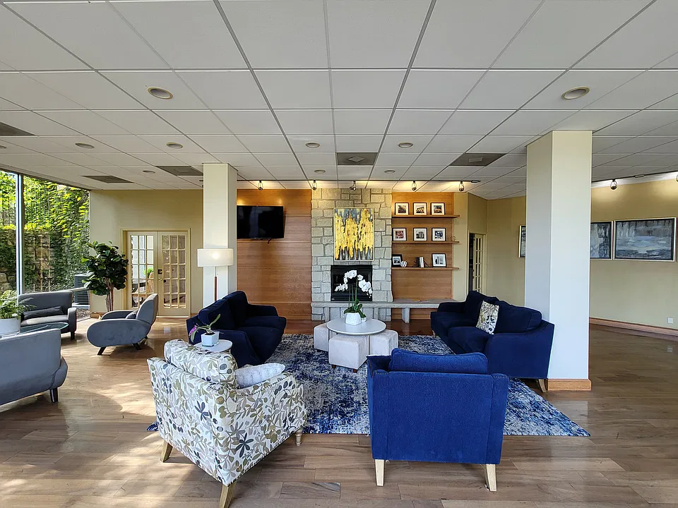 3838 Rainbow Blvd #1003