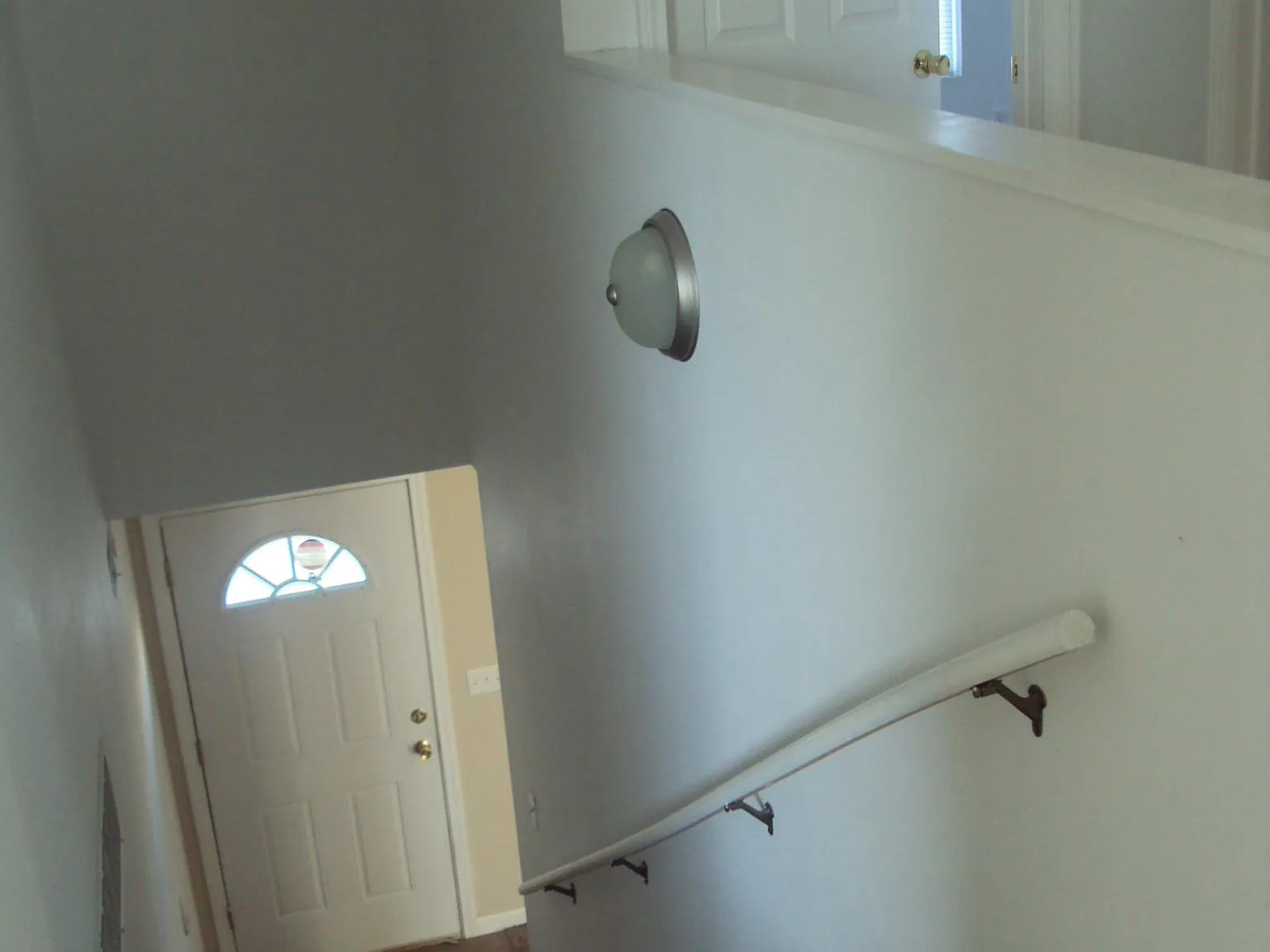 3 bed, 2.5 bath, 1338 sqft, $1,250 — Photo 3