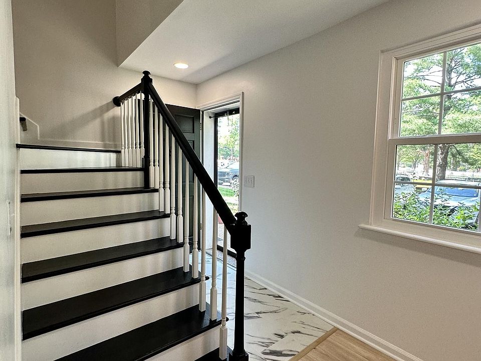 1st image of 601 Boyd Mill Ave #3
