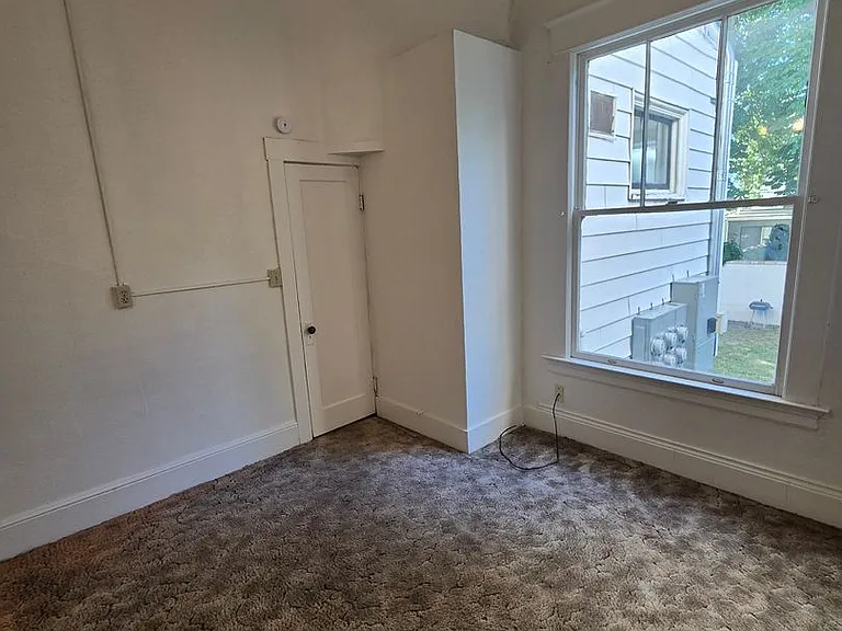 534 S Palouse St — Photo 5